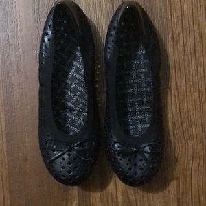 FLASH SALE Vionic Ballet Flats